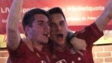 Bayern M&uuml;nchen siegt 2:1 - Fans feiern im Palm Beach