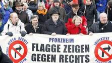Demo Flagge zeigen gegen Rechts