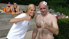 Freibad-TV: Miriam verleiht die "Top Schnitt" Plakette