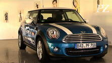 Silke Lippok feiert 18. Geburtstag mit einem Mini Cooper
