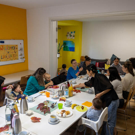 Frühstück Lukaszentrum Menschen in Not