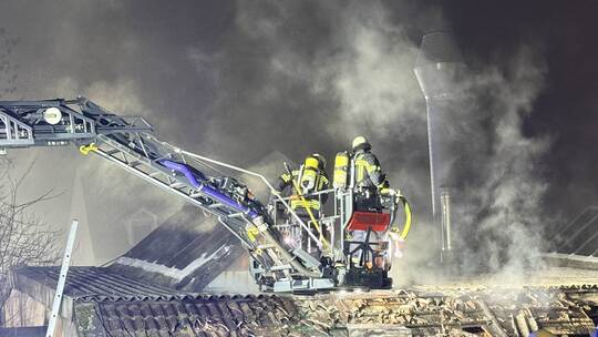Feuer in Lackiererei - 2 Verletzte