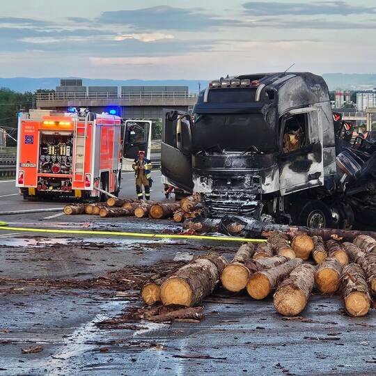 Lastwagen in Flammen