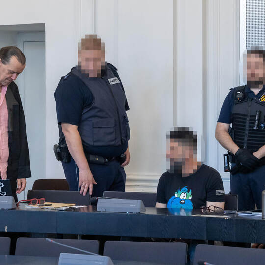 Prozess Versuchter Mord Schwurgericht