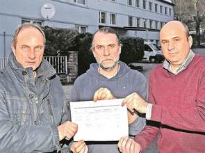 Oliver Schmied. Oliver Schmied.