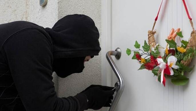 Zumindest in den Städten Karlsruhe und Pforzheim ist die Zahl der Einbrüche zurückgegangen. Dafür ist die Zahl der Fälle in den Landkreisen gestiegen.Foto: Marks