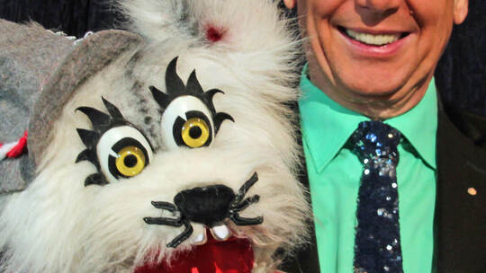 Bauchredner Perry Paul moderiert mit „Amadeus“ die Familiengala. P. Paul
