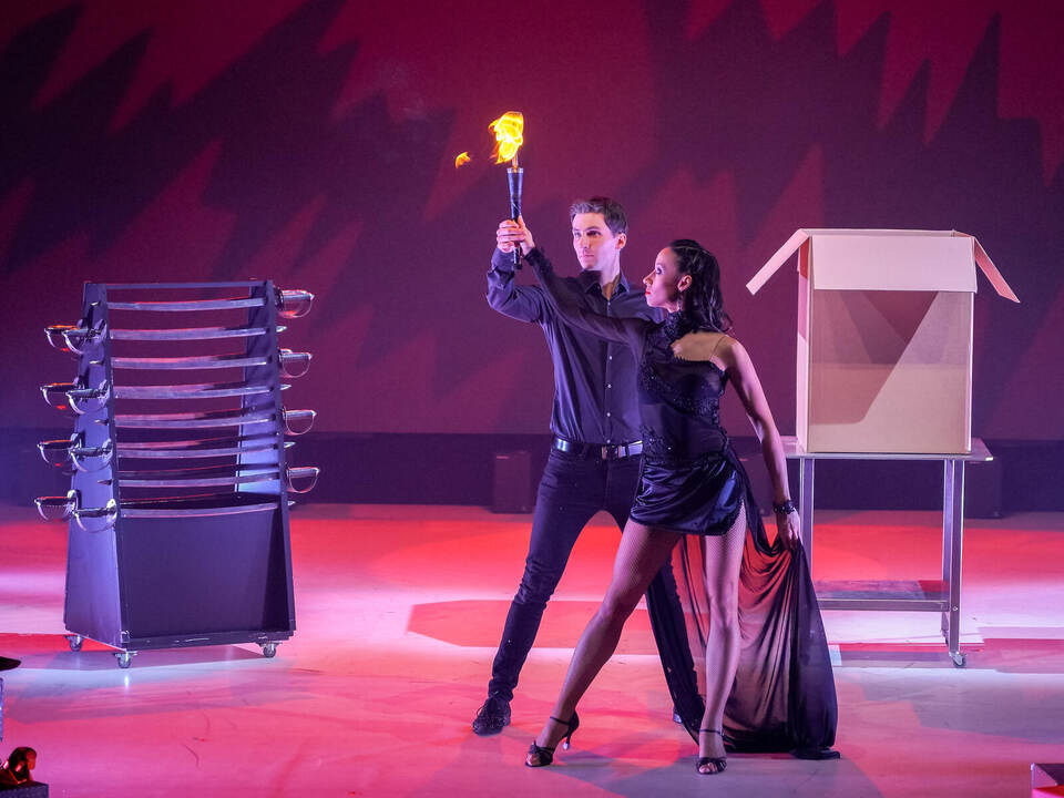 Maxim Maurice und Jennifer Martinez versprechen eine rasante Show. Guldner