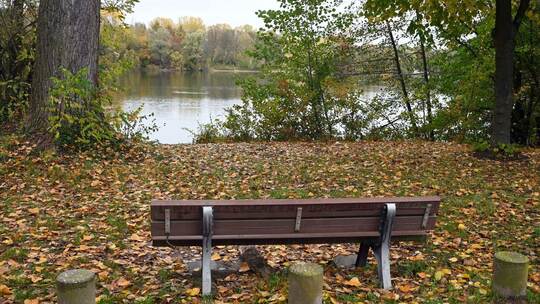 Sollachsee Germersheim: Von hier floh der Häftling beim Ausgang. Sollachsee Germersheim: Von hier floh der Häftling beim Ausgang.