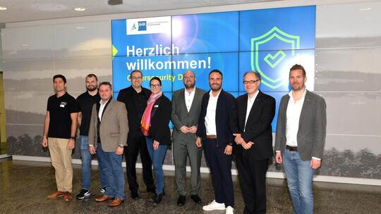 Die Referenten und Organisatoren des Cybersecurity Day: (von links) Ray-Jan Singrin, Sebastian Thum, Peter Kestner, Philipp Bauk