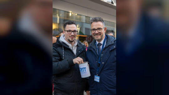 Menschen In Not Spendenaktion Innenstadt