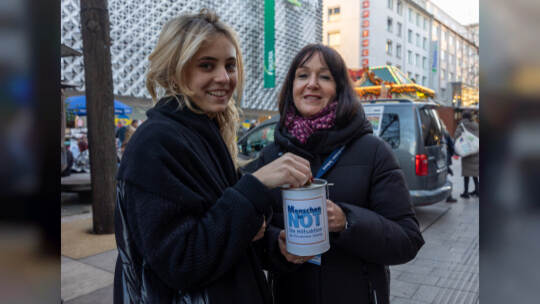Menschen In Not Spendenaktion Innenstadt