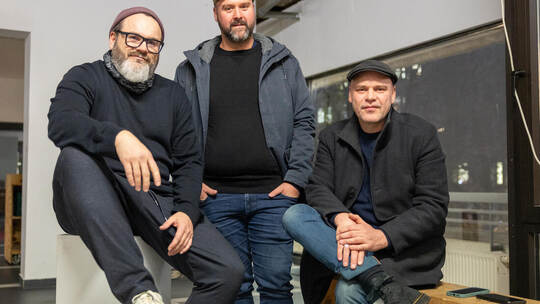 Sind mindestens noch genauso cool wie früher: Richard Rotfuß (von links), Armin Witte und Markus Liefke von Afrilounge im LAF, w Pressegespräch Afrilounge im LAF