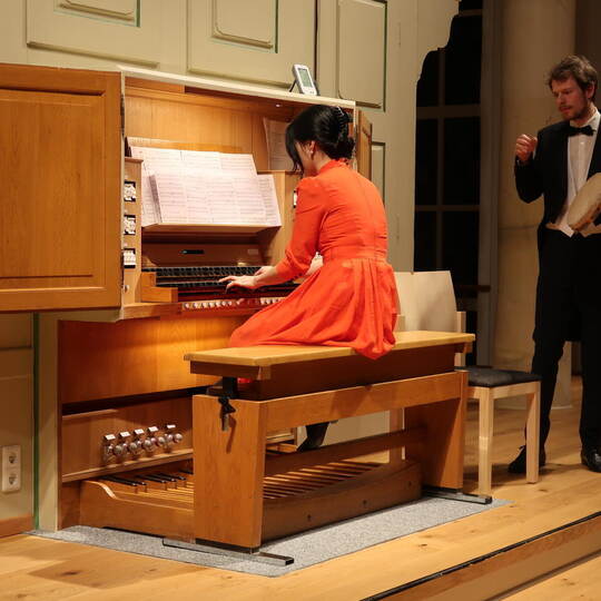 Sun Kim und Christian David Karl weihten die Mühleisen-Lenter-Orgel ein. Jennifer Warzecha