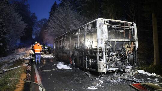 Linienbus gerät in Brand Linienbus gerät in Brand