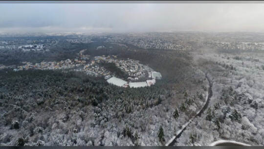 Winter Schmuckis Huchenfeld