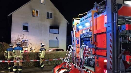 Wohnungsbrand in Stuttgarter Mehrfamilienhaus