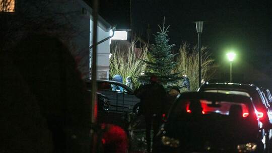 Tatverdächtiger nach tödlichen Schüssen in Firma gefasst Tatverdächtiger nach tödlichen Schüssen in Firma gefasst