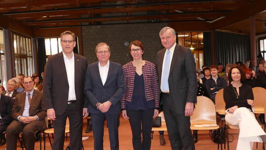 Im Zeichen des Wahlkampfs: Landtagsabgeordneter Erik Schweickert (von links), der Kandidat für die Bundestagswahl, Rainer Semet,