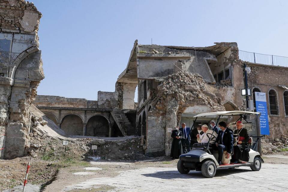 Papst Franziskus zu Besuch im Irak Papst Franziskus zu Besuch im Irak
