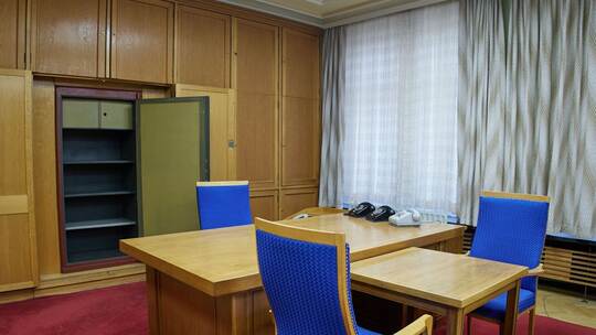 Vor 35 Jahren - Sturm auf die Stasi-Zentrale in Berlin