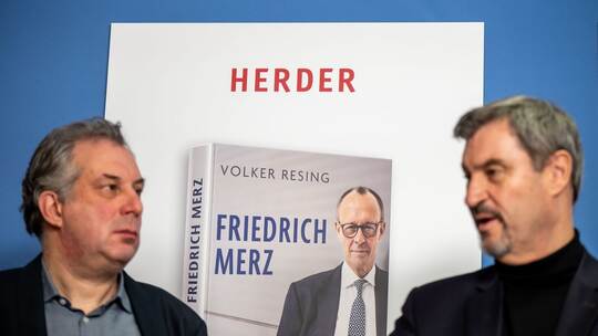 Buchvorstellung "Friedrich Merz. Sein Weg zur Macht" Buchvorstellung "Friedrich Merz. Sein Weg zur Macht"