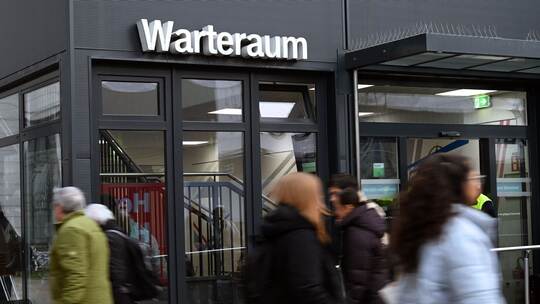 Auftakt Prozess wegen versuchten Mordes nach Messerangriff