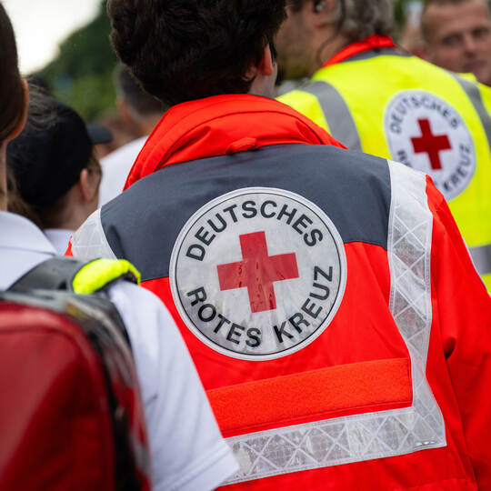 Deutsches Rotes Kreuz auf der Berliner Fanmeile