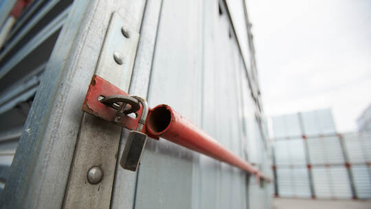 Sealed cargo container