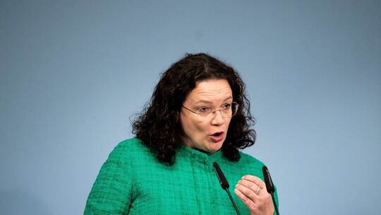 Zahl der Arbeitslosen nur noch knapp unter drei Millionen Zahl der Arbeitslosen nur noch knapp unter drei Millionen