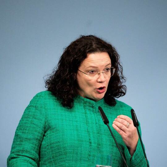 Zahl der Arbeitslosen nur noch knapp unter drei Millionen