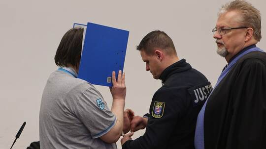 Prozess gegen bereits verurteilten Mörder Prozess gegen bereits verurteilten Mörder