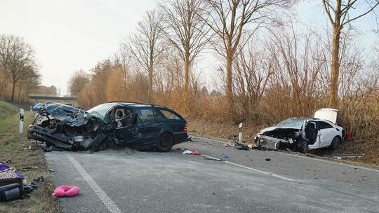 Schwerer Unfall auf der B31 bei Meersburg
