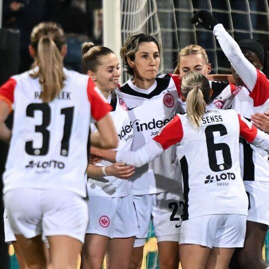Eintracht Frankfurt - Bayer 04 Leverkusen