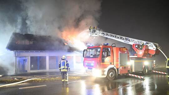 Großbrand in Motorradwerkstatt in Maselheim Großbrand in Motorradwerkstatt in Maselheim