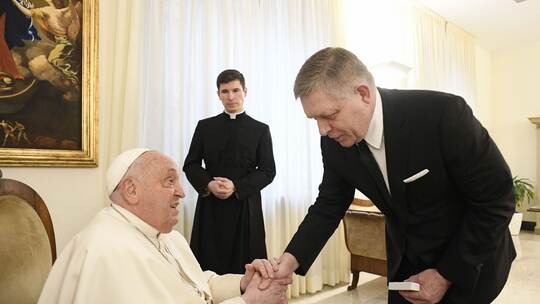 Papst Franziskus empfängt Fico Papst Franziskus empfängt Fico