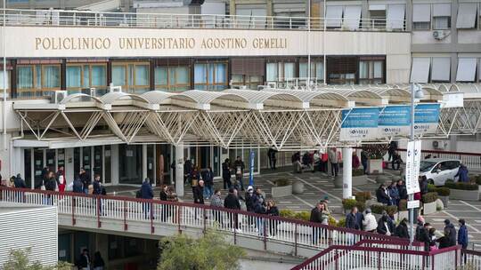 Papst Franziskus im Krankenhaus