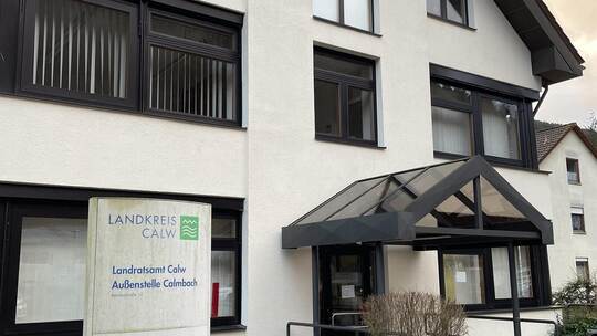 Die Kfz-Zulassungsstelle in Calmbach wird geschlossen. Haasenleder