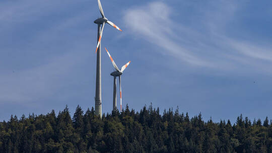 Windräder im Schwarzwald
