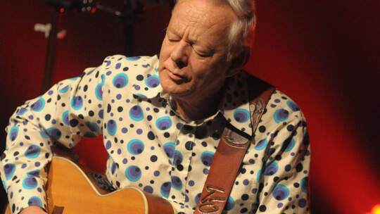 Großartiges Konzert: Tommy Emmanuel wird im Osterfeld gefeiert. Frommer