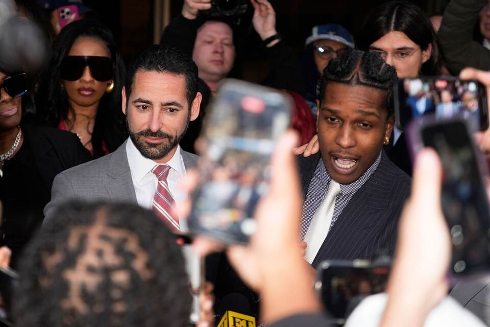 Asap Cash Rapper Rapper Asap Rocky freigesprochen - Jubel und Umarmungen - Show-Biz ...