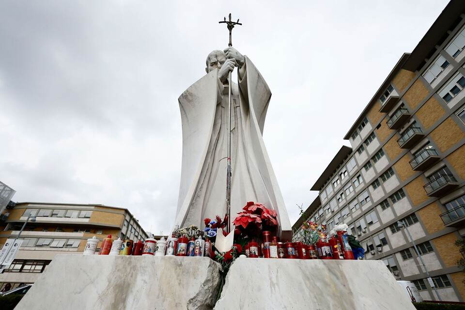 Papst Franziskus im Gemelli-Krankenhaus in Rom Papst Franziskus im Gemelli-Krankenhaus in Rom