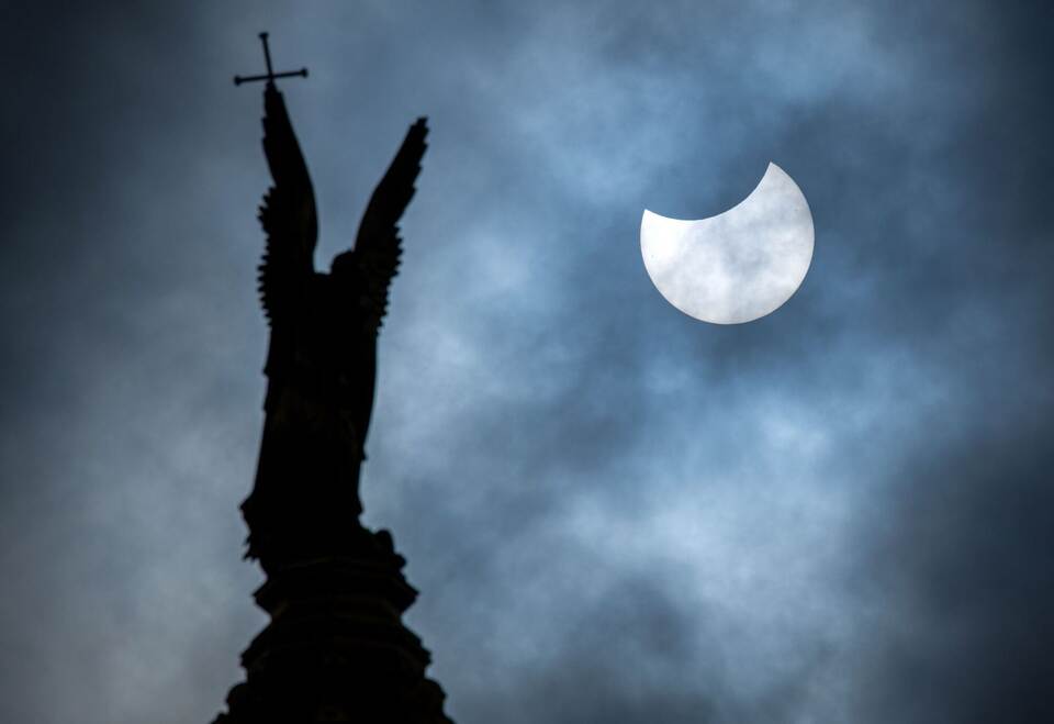 Partielle Sonnenfinsternis - Schwerin Partielle Sonnenfinsternis - Schwerin