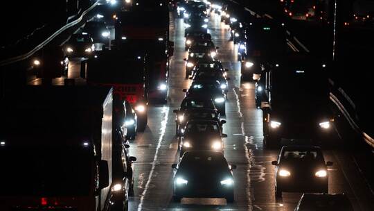 Berufsverkehr - Symbolbild