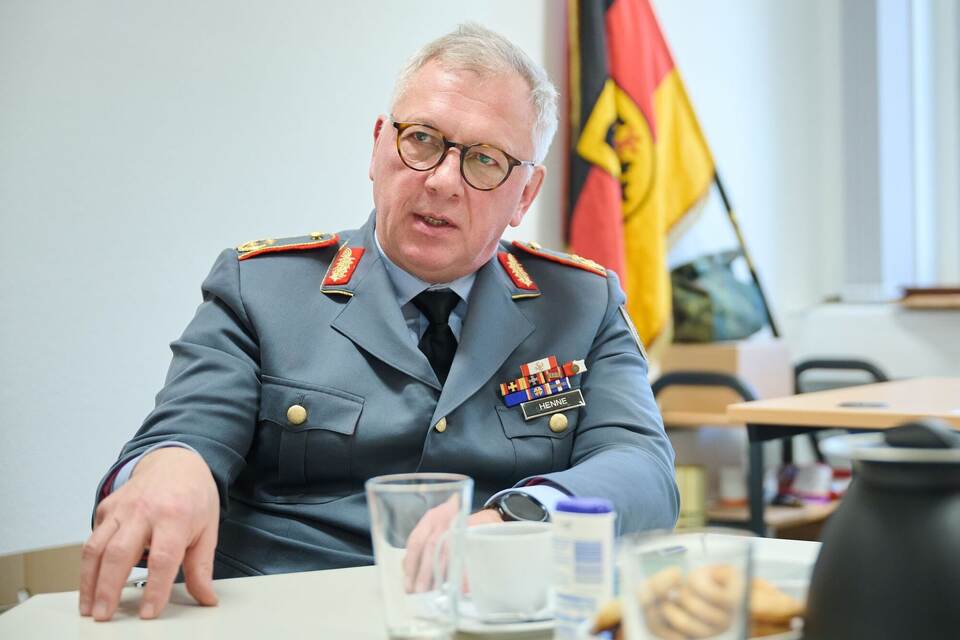 Andreas Henne - designierter Kommandeur Heimatschutzdivision Andreas Henne - designierter Kommandeur Heimatschutzdivision