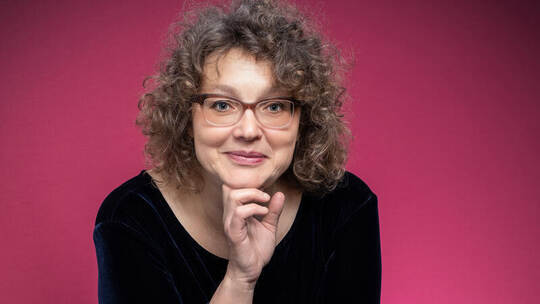 Die Pianistin Evelin Grizfeld leitet die „Musik am Freitag“.Foto: Sebastian Seibel