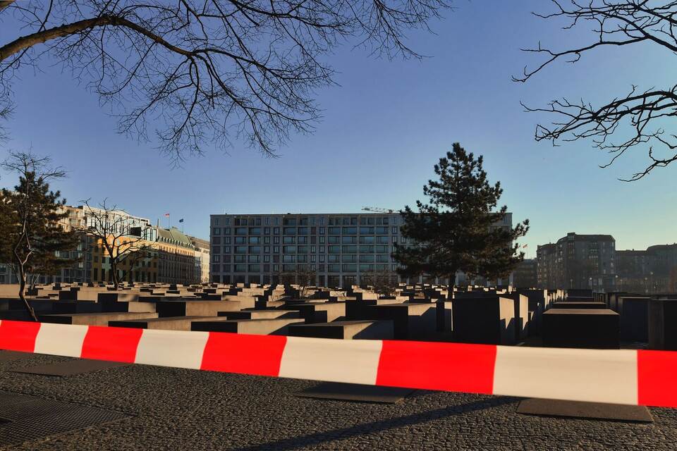 Nach dem Angriff am Holocaust-Denkmal in Berlin