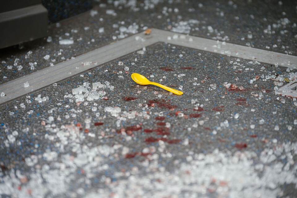 Zwei Linienbusse zusammengestoßen