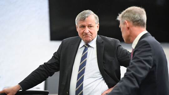 Gericht entscheidet über Volksbegehren gegen XXL-Landtag