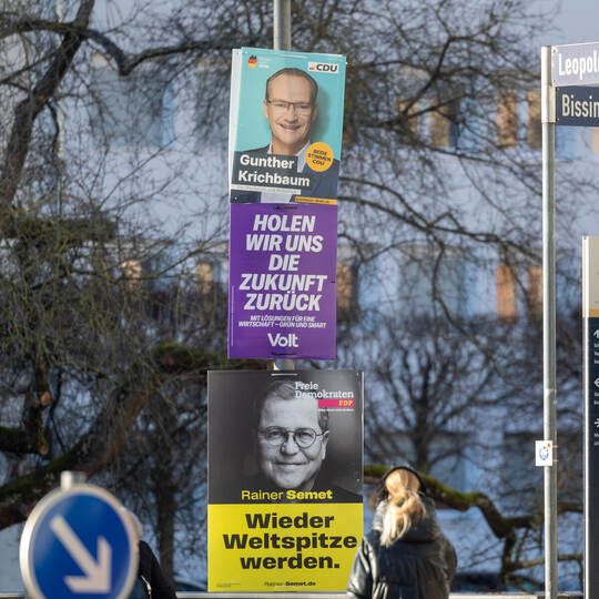 Die Frist zum Abhängen der Wahlplakate ist abgelaufen. Meyer